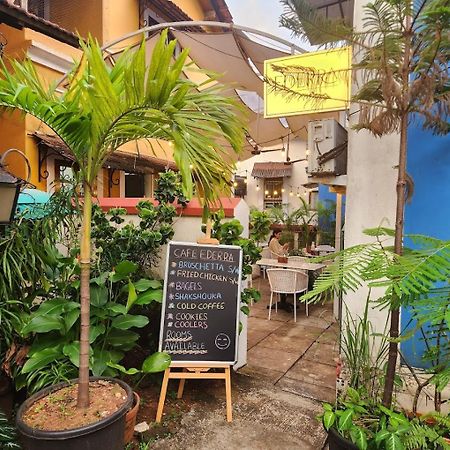 Ederra Stays & Cafe 파나지 외부 사진